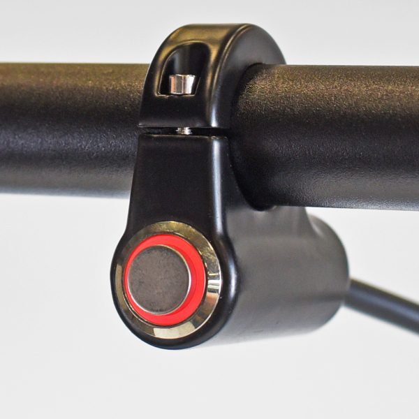 Кнопка сигнал на руль мотоцикла, электросамоката, электровелосипеда (красная подсветка)