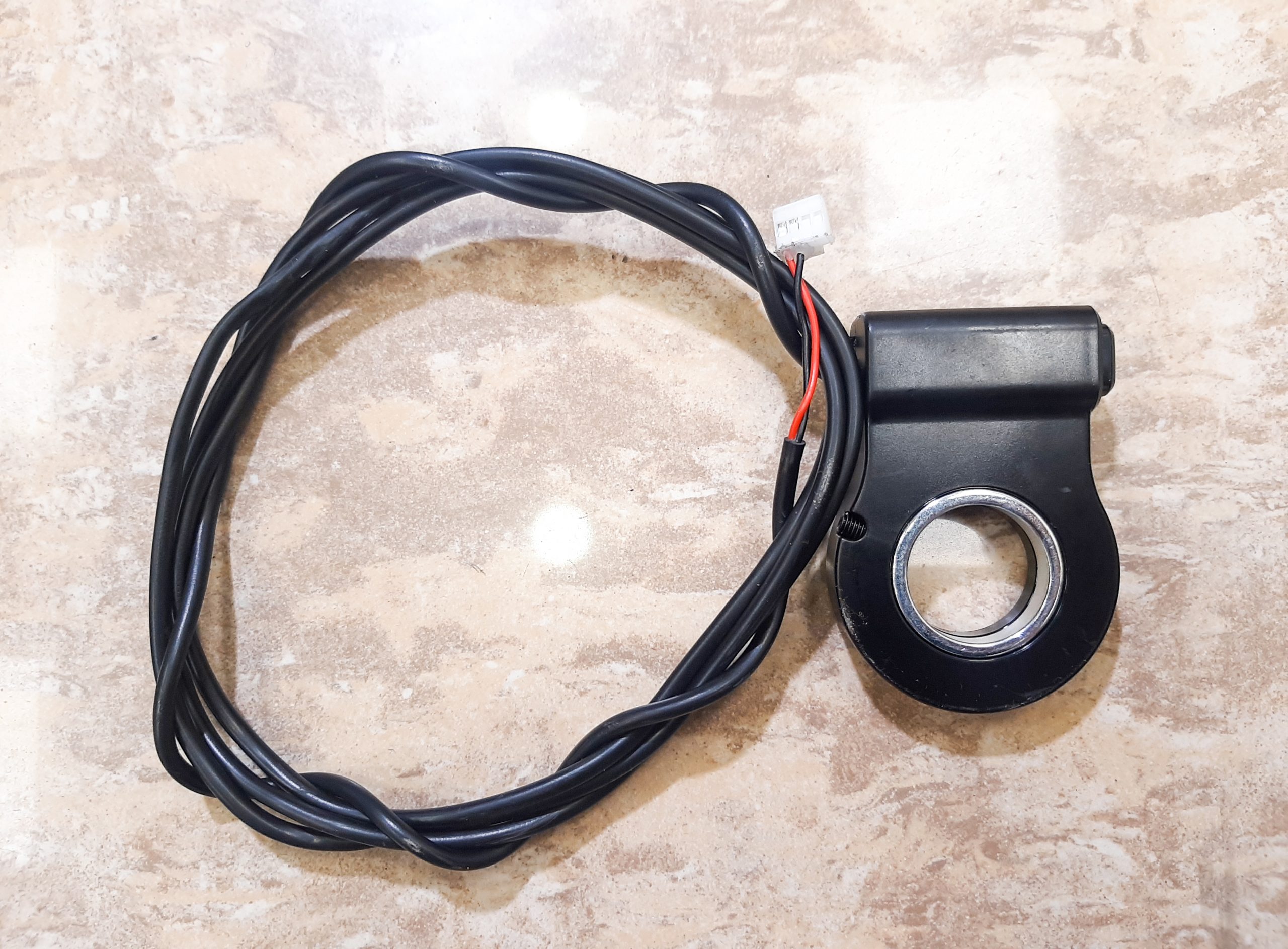 Кнопка вкл/выкл Kugoo V1 (Куго В1). Кнопка вкл/выкл Kugoo V1 (Куго В1).