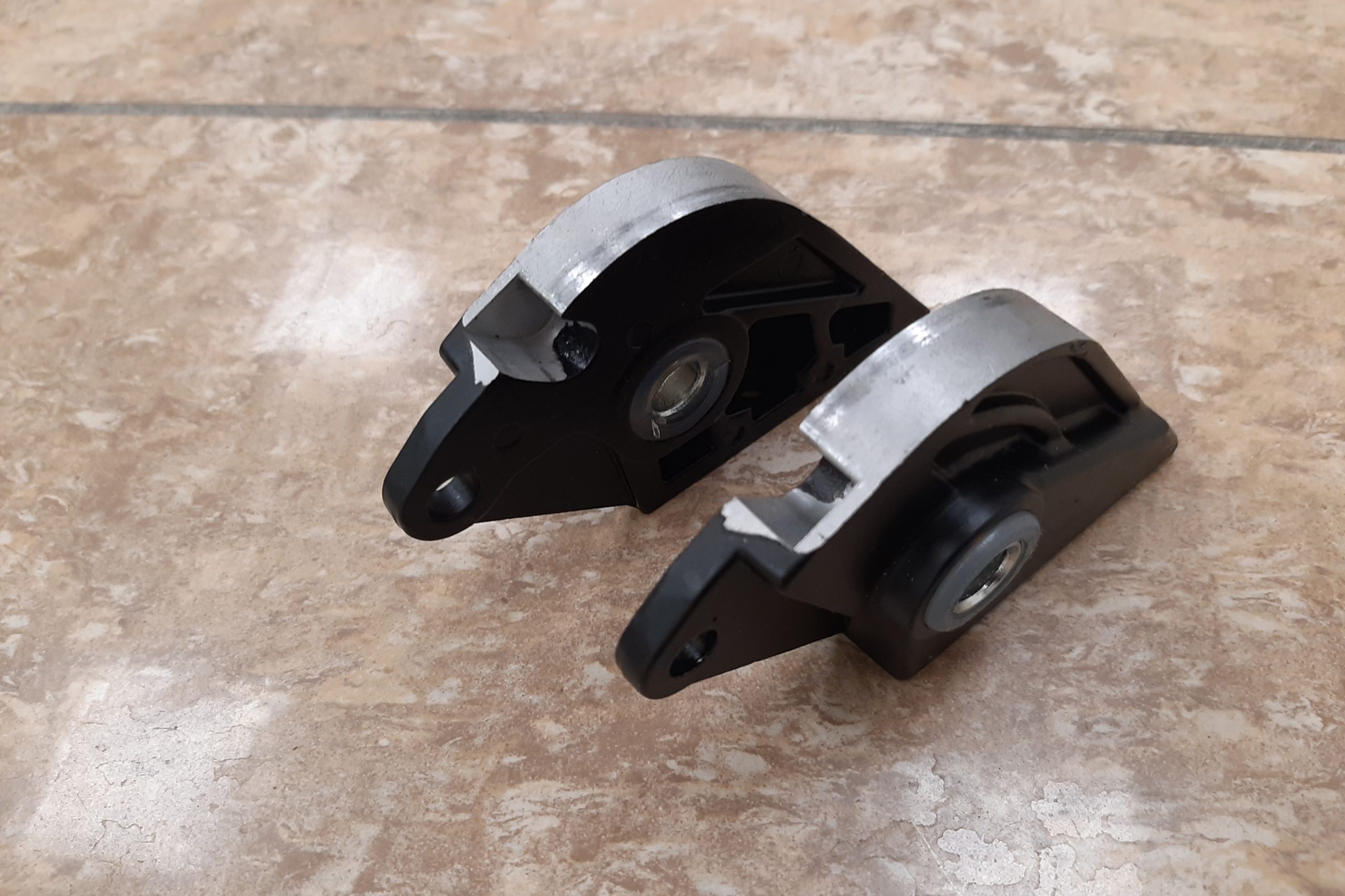 Уши крепления гуся для Kugoo S3 (Куго с3) комплект Уши крепления гуся для Kugoo S3 (Куго с3) комплект