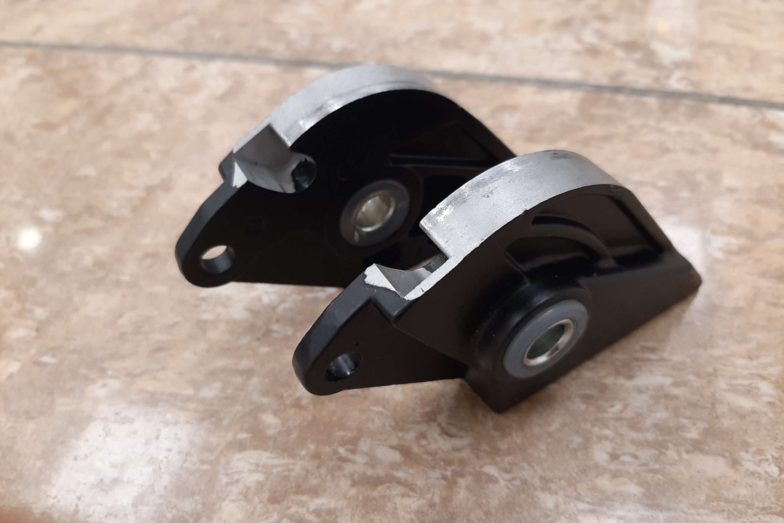 Уши крепления гуся для Kugoo S3 (Куго с3) комплект Уши крепления гуся для Kugoo S3 (Куго с3) комплект