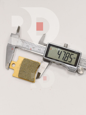 Колодки (колхозник) задние, 2х поршневые Kugoo V3 PRO(PRO+), Куго В3 Про (Плюс) Колодки (колхозник) задние, 2х поршневые Kugoo V3 PRO(PRO+), Куго В3 Про (Плюс)