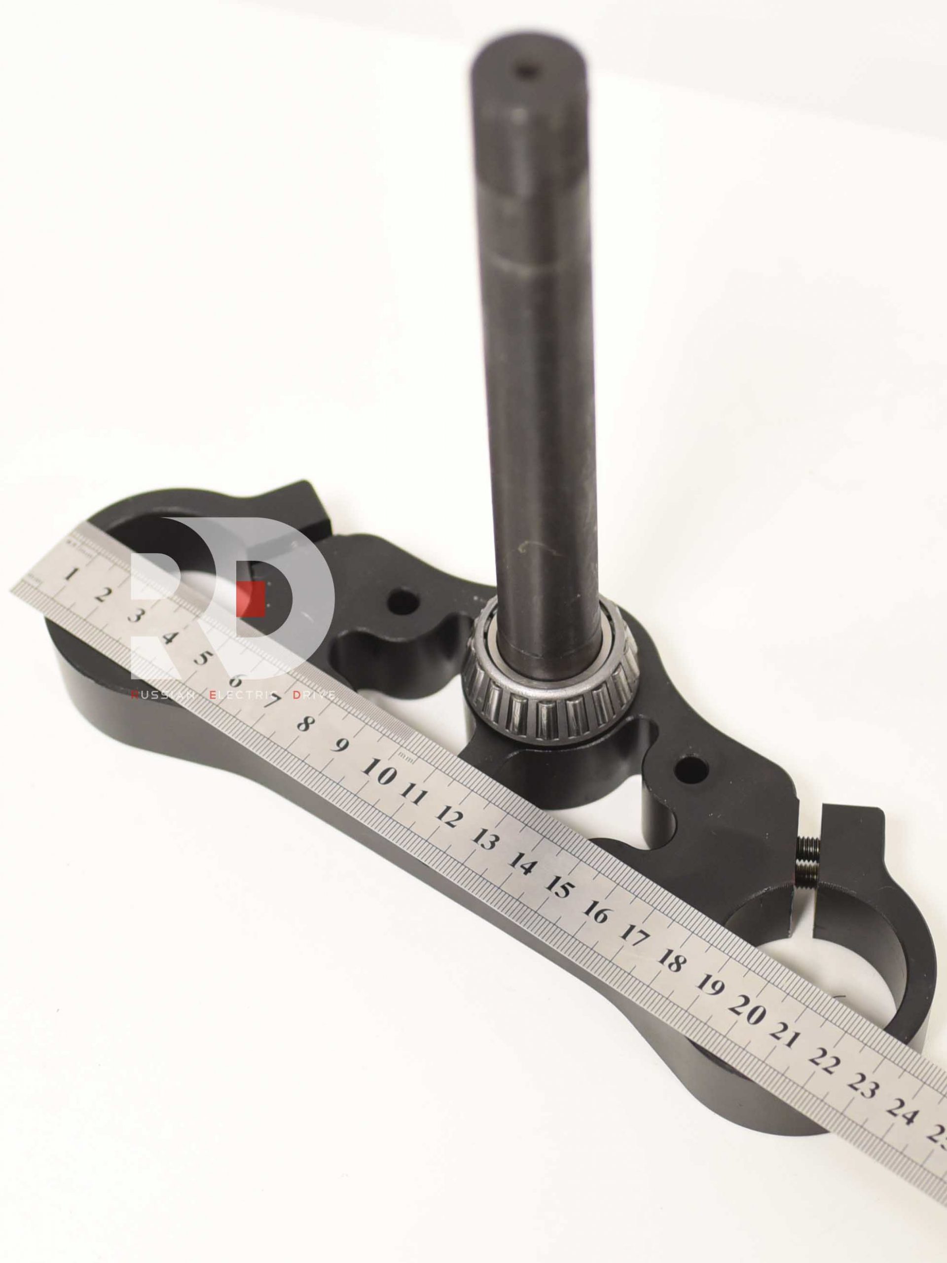 Траверса нижняя со штоком Kugoo R2 (Куго Р2) Траверса нижняя со штоком Kugoo R2 (Куго Р2)